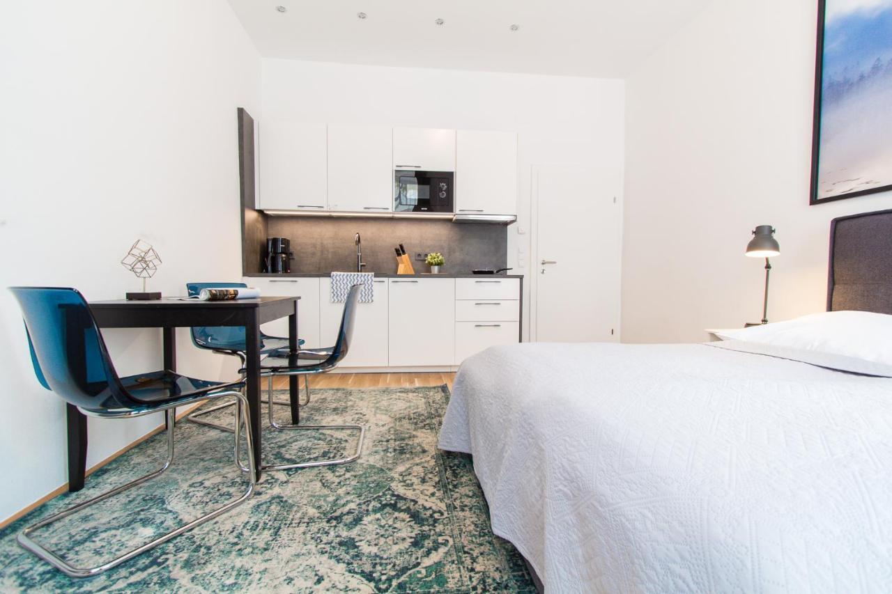 Apartment Familienplatz I Contactless Check-In Wien Eksteriør billede